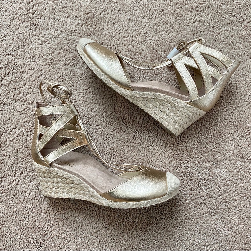 Vionic Calypso Espadrille Wedge Shoes 7.5